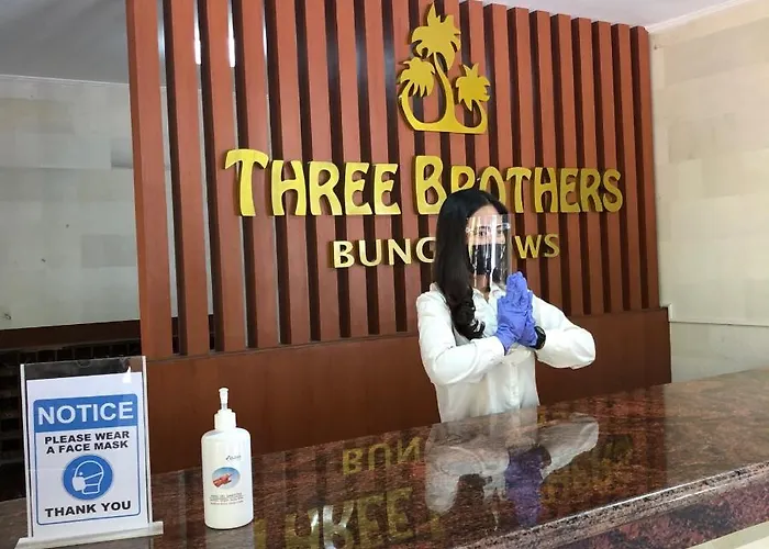 ゲストハウス Three Brothers Bali & レギャン