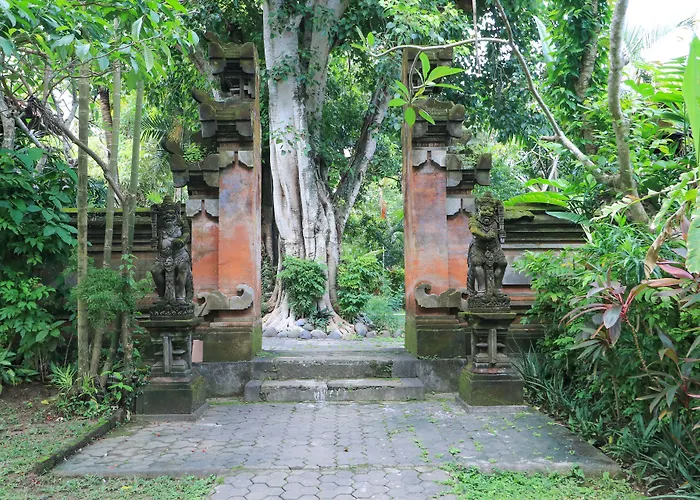 ゲストハウス Three Brothers Bali &